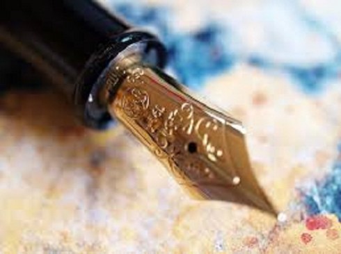 Pluma de escribir 1 - copia