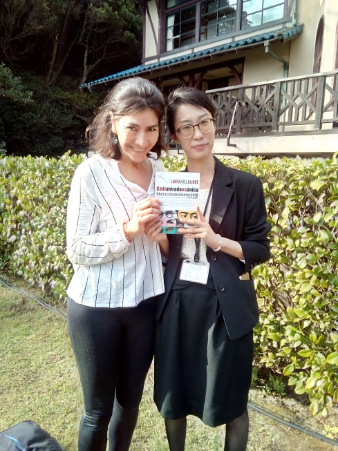 Entrega de la antología de los talleres de escritura creativa de LIBRO, VUELA LIBRE en Valencia en el Museo de Literatura de Kamakura